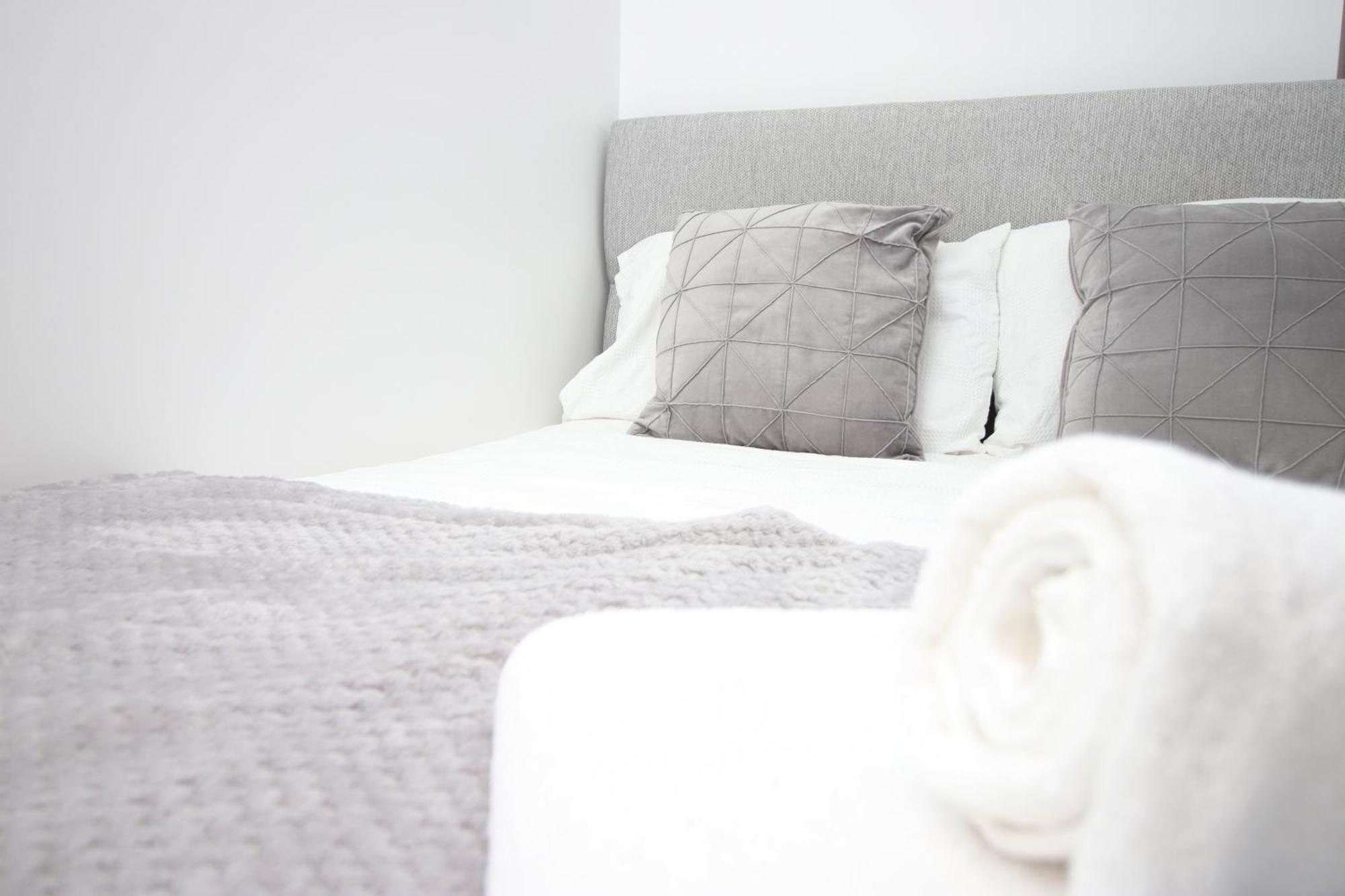Modern Guesthouse, Fast Wi-Fi, Street Free Parking, Central, Fully Equipped Cardiff Exterior foto